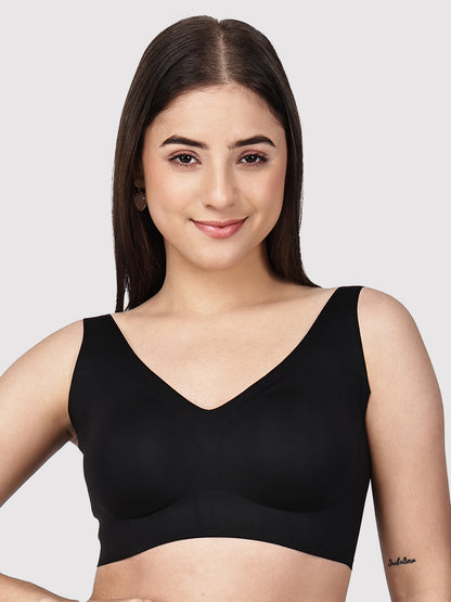 Women Seamless Padded Full Coverage Pull-on Bra with Scalloped Neckline