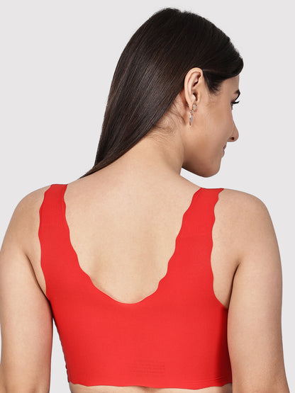 Women Seamless Padded Full Coverage Pull-on Bra with Scalloped Neckline