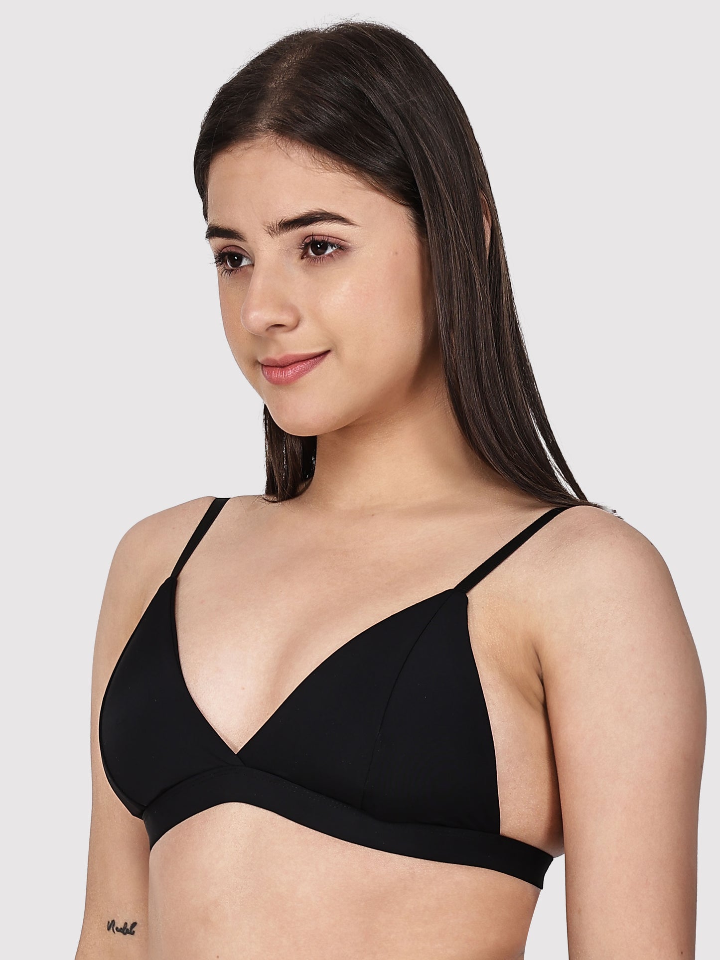Solid Wireless Adjustable Polyamide Triangle Bra