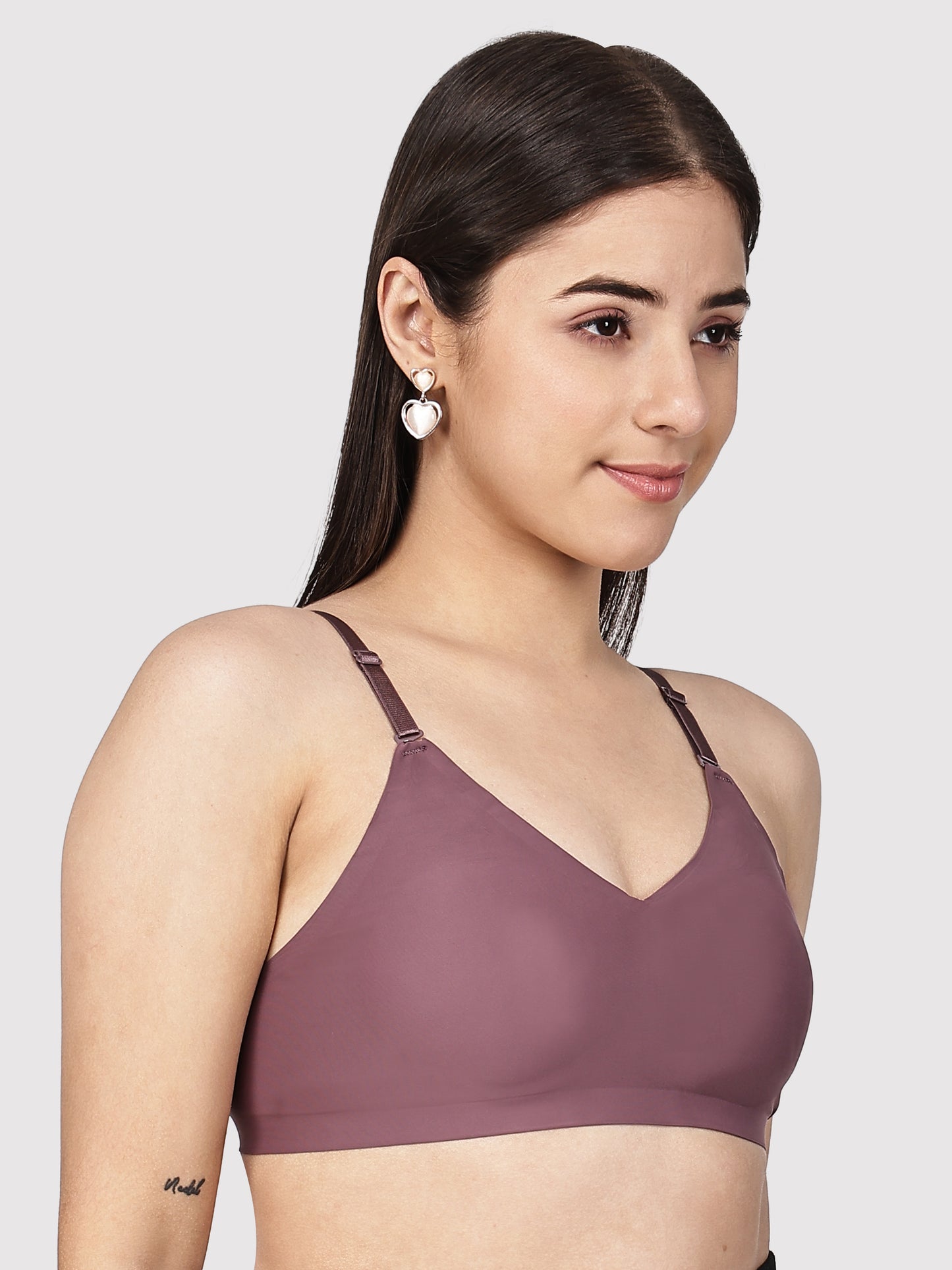 Non-Wired Padded Seamless Bonded Full Coverage T-Shirt Bra In