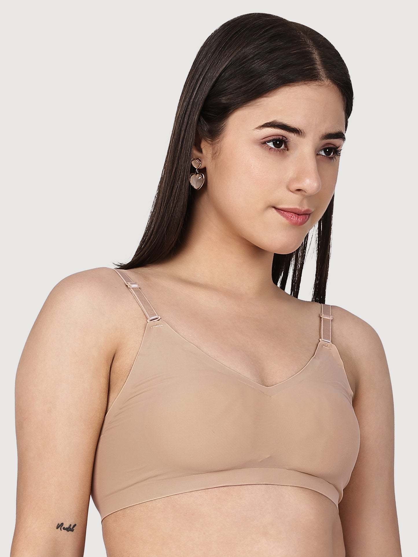 Non-Wired Padded Seamless Bonded Full Coverage T-Shirt Bra In